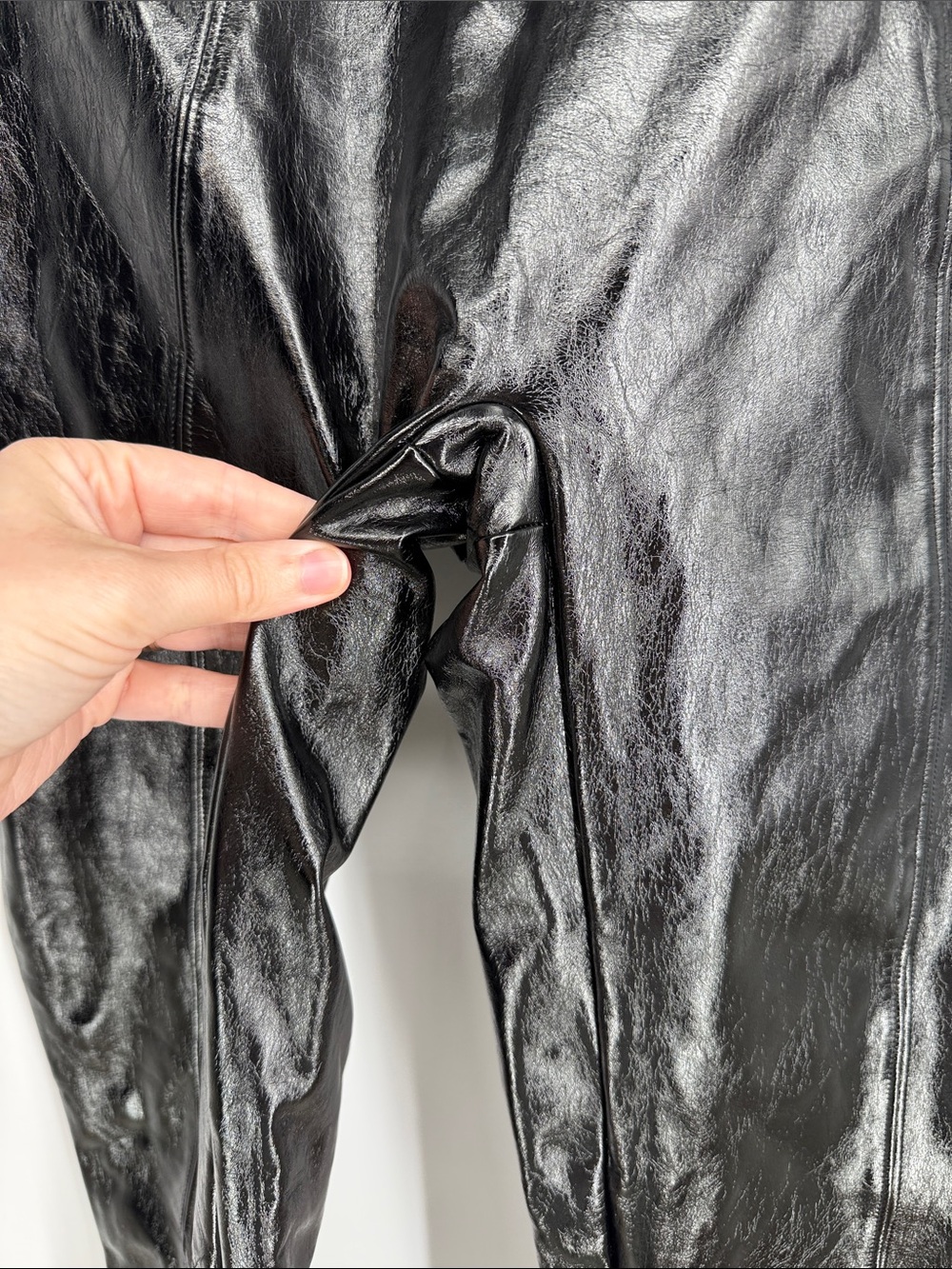 Spanx Faux Patent Leather Pants size XL - Picture 4 of 9